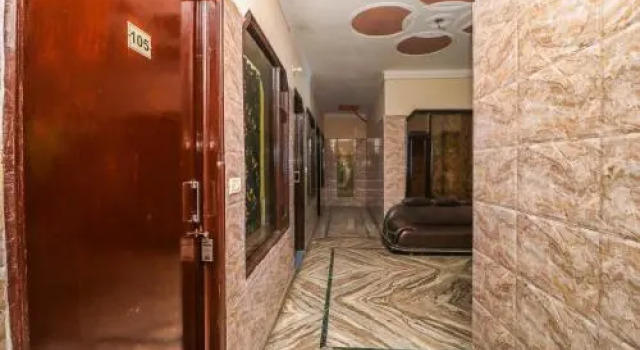 OYO 28014 Punjab Hotel, Rezerwuj Hotel Amritsar Punjab