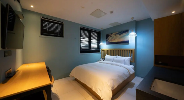 Двухместный номер Deluxe с видом на город H-AVENUE Hotel Yeoksam