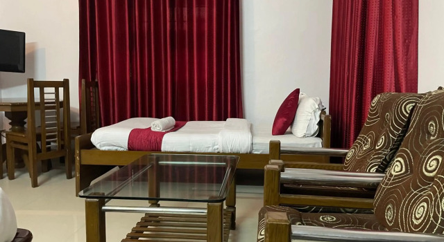 Hotel Caveri, Забронировать Отель Отели Мадикери 3 звезды, 3*