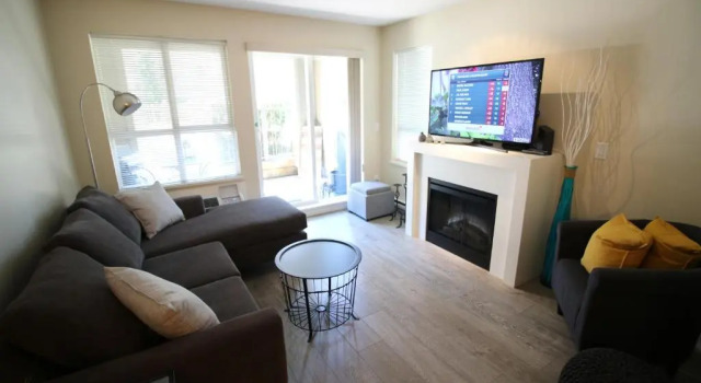 Апартаменты Waterscapes Resort by Discover Kelowna Resort Accommodations