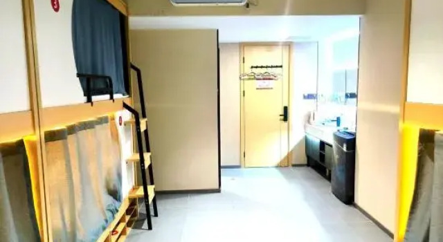 Мужская капсула Lianhua Zhishang Hotel
