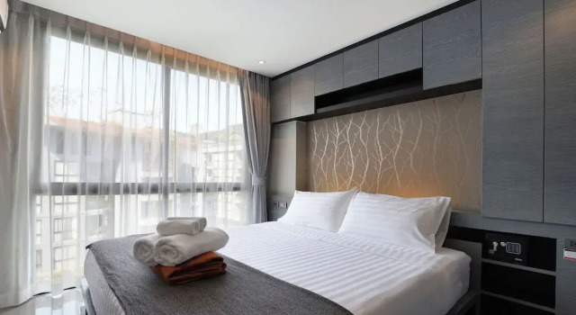 Citygate 2 BR Pool View P503-4