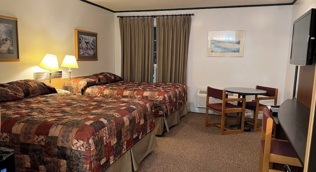 Двухместный номер Standard Coast Whitecourt Hotel