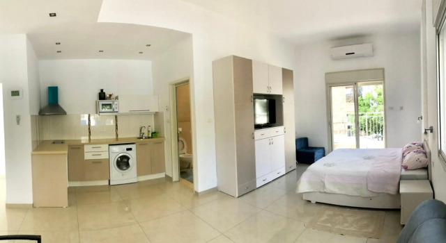 Bat Galim - luxury apartment by the sea, Забронировать Апартаменты/квартира Хайфа Северный округ Израиля, рядом с Stella Maris Church