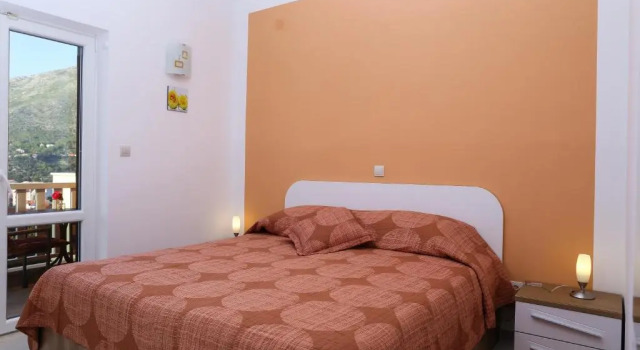 Апартаменты c 1 комнатой с балконом и с видом на море Sunrise Apartments 2