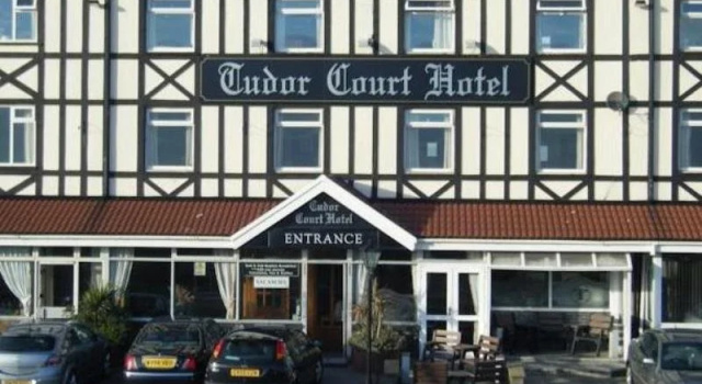 Tudor Court Hotel, Забронировать Отель Отели Суонси с парковкой, рядом с Рынок Суонси, Парковка