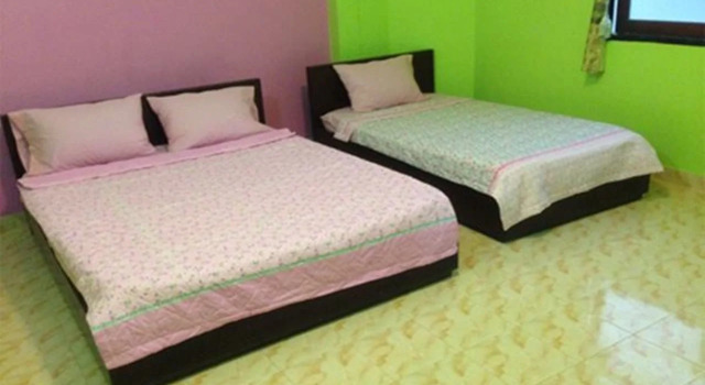 Royal Land Mae Klong Hotel