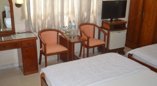 Hanh Phuc Hotel