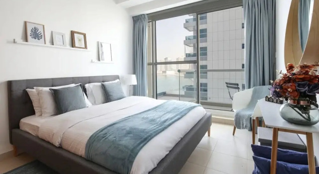 Modern and Stylish 1BR in Business Bay