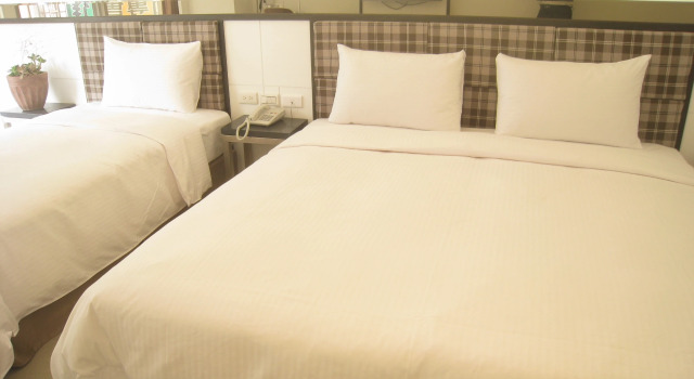 Трёхместный номер Standard Formosa Boulerard Garden Hotel