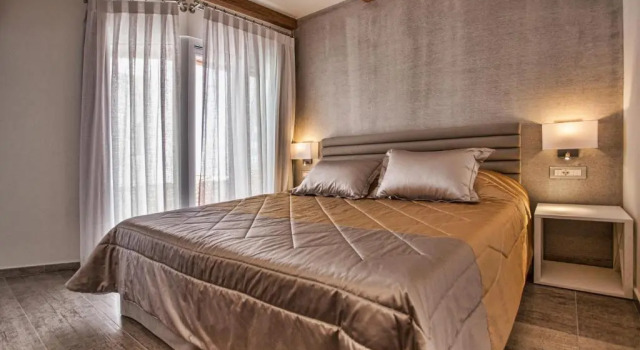 Полулюкс Economy Цокольный этаж Omiros Boutique Hotel