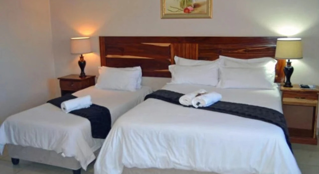 Casa Calida Guest House, Buchen Sie Pension Hotels in Nordkap mit Pool, Schwimmbad