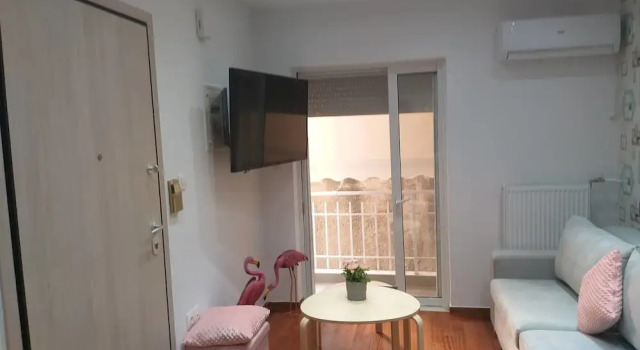 Gorgeous Modern 1 Bedroom Aptm - Pagrati, Забронировать Отель Отели Афины с парковкой, рядом с Евангелисмос, Парковка