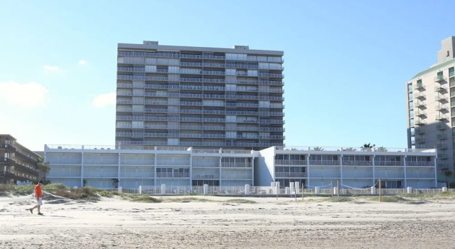 Breakers Condo Unit #210 3 Bedroom Condo by RedAwning, Buchen Sie Hotel Padre Island USA