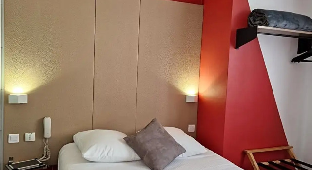 Номер Standard LHôtel Bristol