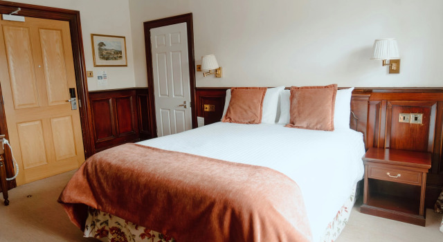 Royal Hotel, Забронировать Отель Сторновэй Остров Льюис