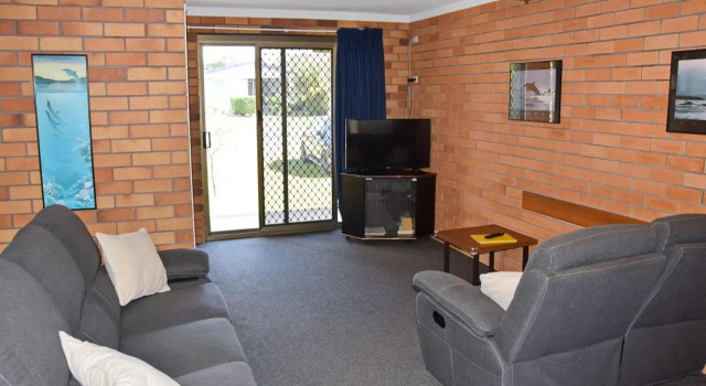 Cameo Court 2
