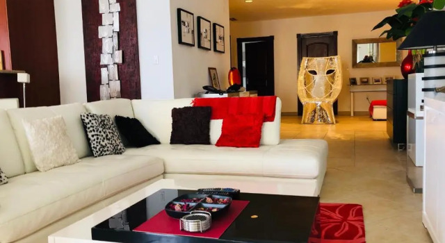 Апартаменты 5* Stunning Views - Savana at Porto Cupecoy St Maarten