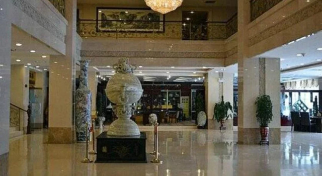 Orient International Hotel, Rezerwuj Hotel Hotele biznesowe w Jiuquan, 4* 5*