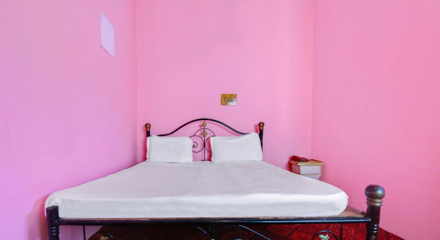 OYO 46688 Hotel Marhaba, Забронировать Отель Сринагар Jammu & Kashmir Ski