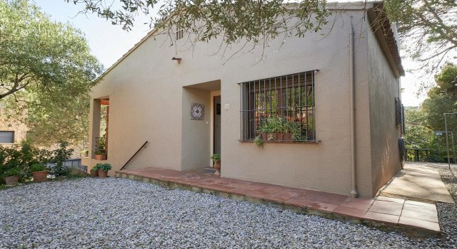 Masso in Llafranc With 3 Bedrooms and 1 Bathrooms