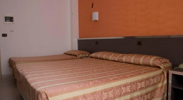 Трёхместный номер Standard Hotel Renato