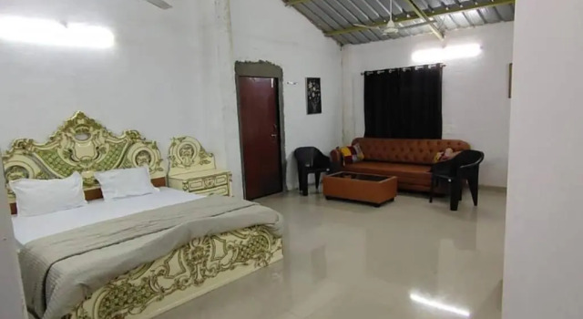 Hill View Residence Room no 7 Top floor City Homes