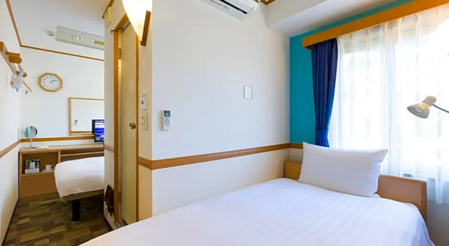 Двухместный номер Business Toyoko Inn Yokohama Stadium Mae No 1