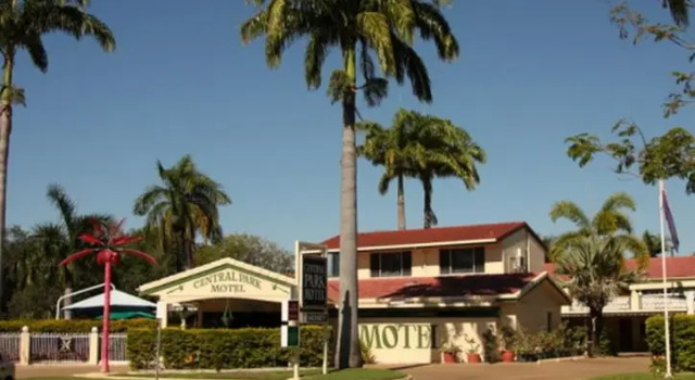 Номер Executive Central Park Motel