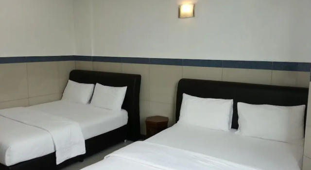 Standardowy rodzinny pokój Burmahtel - Hotel