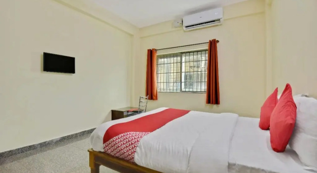 OYO 13043 Sree Sai Suites, Забронировать Отель Отели штата Карнатаки 3 звезды, 3*