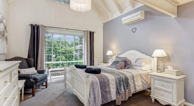 Lou Lous Cottage Bowral Southern Highlands, Забронировать Дом для отпуска Боурал Southern Highlands