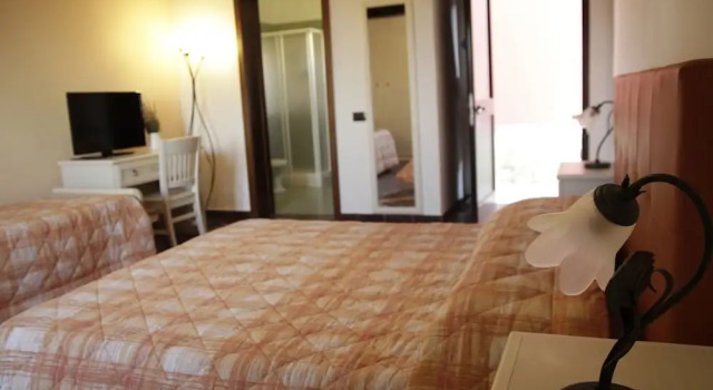 Трёхместный номер Standard с красивым видом из окна B&B Baglio degli Ulivi