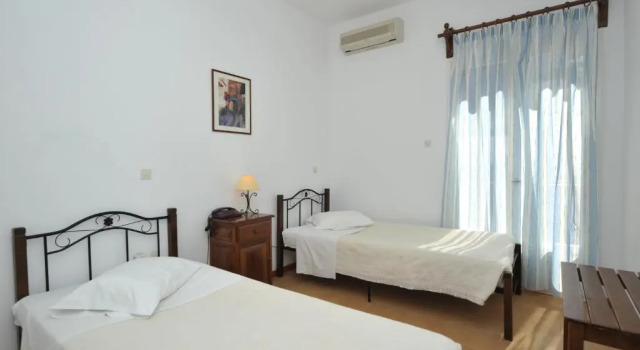 Двухместный номер Budget с видом на сад Eri Hotel