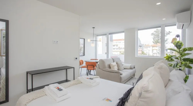 Liiiving - Luxury Gallery Apartment II