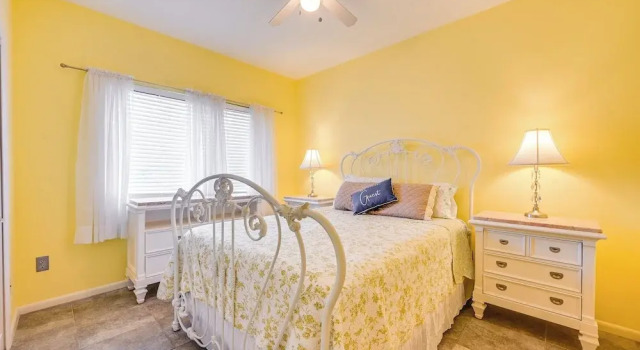 Lovely Naples Vacation Rental w/ Shared Pools!, Buchen Sie Ferienwohnung Naples 