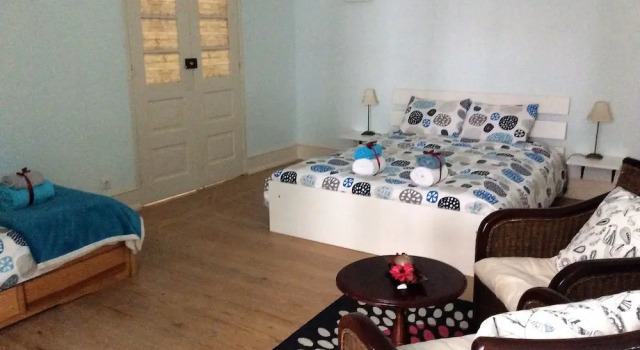 Номер Comfort Landmark Guest House