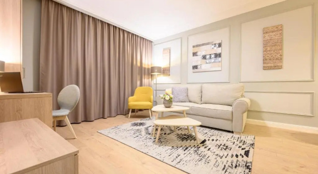 Dozsa Residence, Забронировать Отель Орадя Бихор