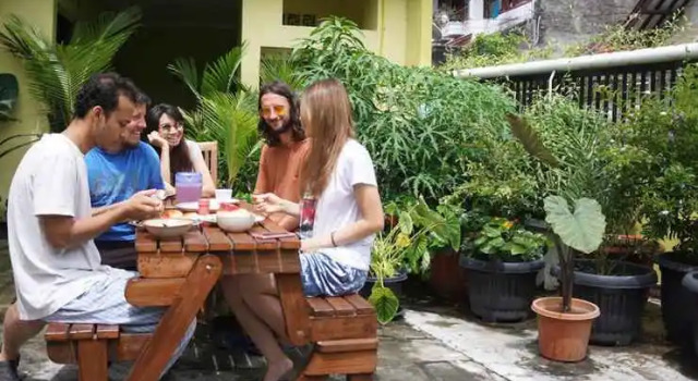 The Sleepingroom Hostel, Book Hostel Hostels in Yogyakarta Province, Hostel