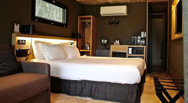 LE DOMAINE DES PRES VERTS Nature & Spa, Book Resort Jouey Morvan