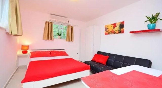 Apartments Ivan