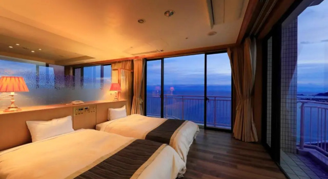 Kamogawa Grand Tower