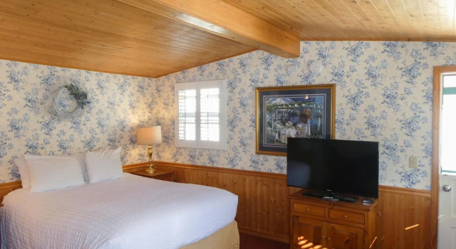 Люкс Carmel Fireplace Inn