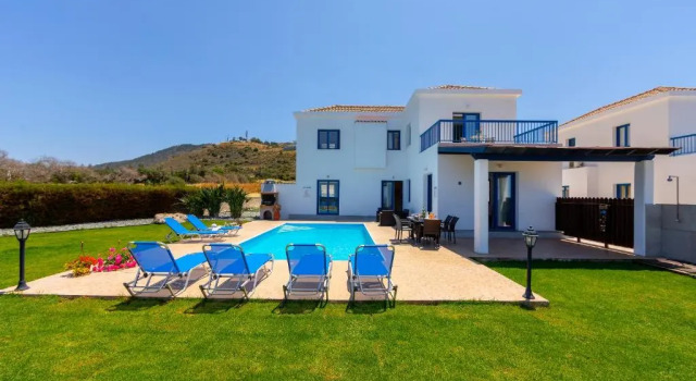 3 Bedrooms Villa with sea view Villa Diana Seaside