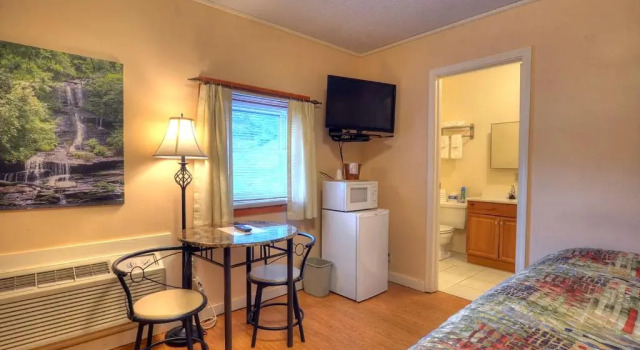 Номер Standard Riverbend Lodging