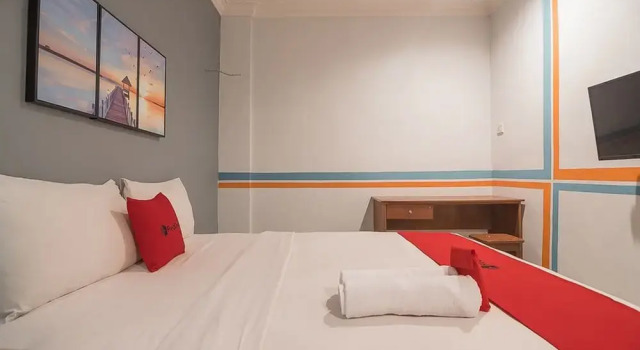 RedDoorz Near Nagoya Citywalk Batam