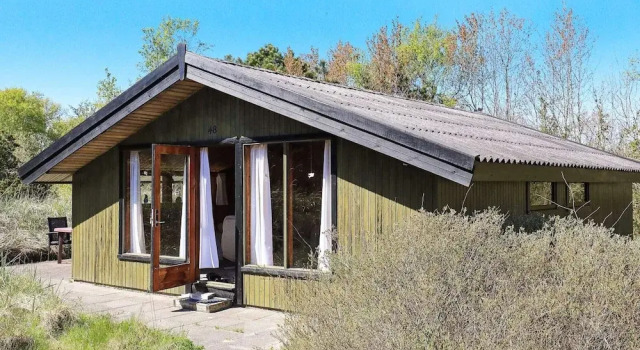 Коттедж Vintage Holiday Home in Jutland near Child Friendly Beach