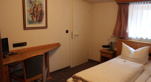 Одноместный номер Standard с видом на сад Alpenhotel Widderstein