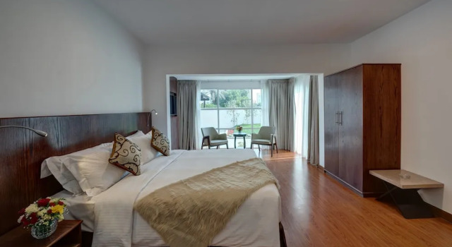 Вилла J5 Four Bedroom Villa in Al Wasl For Family Stay Only