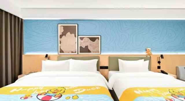 Семейный тент Country Inn Suites By Radisson